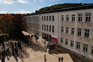 Es "Schillert" in Bleicherode - der Umbau des Gymnasiums wurde heute offiziell beendet