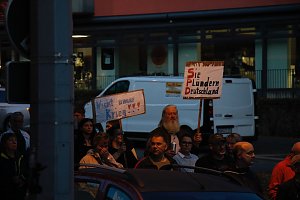 Demonstrationszug durch die Nordh&auml;user Innenstadt