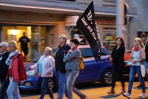 Demonstrationszug durch die Nordh&auml;user Innenstadt