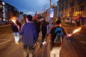 Demonstrationszug durch die Nordh&auml;user Innenstadt