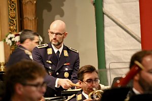 Vor ausverkauftem Haus fand gestern das Benefizkonzert des Luftwaffenmusikkorps Erfurt und die Verleihung der Ehrenamtspreise der Stadt Sondershausen statt.