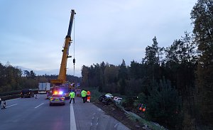 Unfall mit Schwerlasttransporter auf der A9