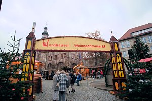 Nordhausen und sein Weihnachtsmarkt in festlichem Schmuck