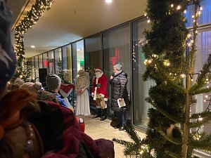 Auftritt am Adventskalender vor der Nordh&auml;user Bibliothek