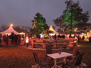 Weihnachtsmarkt auf dem Werksgel&auml;nde von Knauf