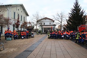 Das Friedenslicht aus Bethlehem ist zum 14. mal im Landkreis verteilt worden