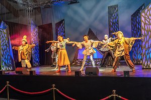 "Schneewittchen" in der Wiedigsburghalle