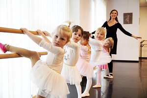 Erfolgsgeschichte: Tanzschule Radeva seit 28 Jahren aktiv