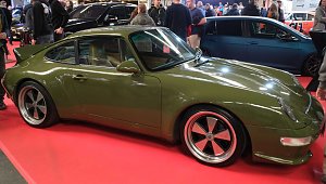 Peter Blei auf der Erfurter Automesse