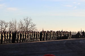 Verleihung des Fahnenbandes vor dem Kyffh&auml;user Denkmal