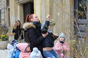 Fr&uuml;hjahrsputz am Bad Langensalzaer Rathaus