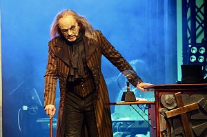 Rockthater "Faust n Roll" nach Goethe im Stocksen in Sondershausen
