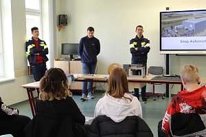 Schule trifft Wirtschaft - Regelschule Ro&szlig;leben
