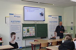 Schule trifft Wirtschaft - Regelschule Ro&szlig;leben