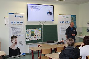 Schule trifft Wirtschaft - Regelschule Ro&szlig;leben