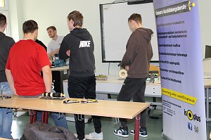 Schule trifft Wirtschaft - Regelschule Ro&szlig;leben