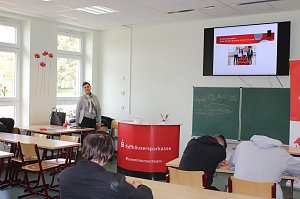 Schule trifft Wirtschaft - Regelschule Ro&szlig;leben