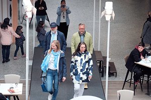Modenschau in der S&uuml;dharz Galerie 