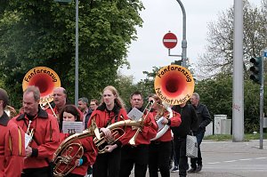 Peter Blei unterwegs auf dem Bahnhofsfest