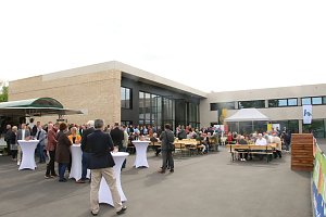 Jahresempfang von Stadt und Hochschule auf dem Hof der neuen Feuerwache