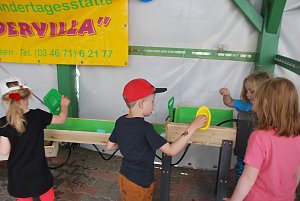 Kinder der Kindervilla Bad Frankenhausen am Kindertag