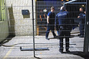 Gro&szlig;einsatz in der Gemeinschaftsunterkunft Obermehler