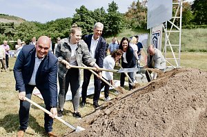Spatenstich f&uuml;r den Berufsschulen-Campus II in der Salzstra&szlig;e in Sondershausen