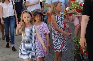 Fr&ouml;hliche Stimmung beim 210 Brunnenfest in Bad Langensalza