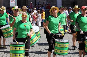 Fr&ouml;hliche Stimmung beim 210 Brunnenfest in Bad Langensalza
