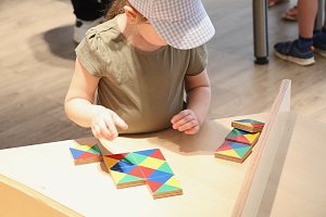Mini-Mathematikum in der Kreissparkasse