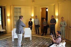 Bodo Ramelwo zu Besuch im Park Hohenrode