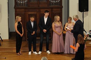 Feierstunde zum erfolgreich abgeschlossen Abi Plus des Beruflichen Gymnasium Sondershausen in Carl-Schr&ouml;der-Saal
