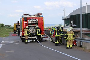 Feuerwehr&uuml;bung an der Biomethananlage in Bielen