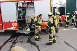 Feuerwehr&uuml;bung an der Biomethananlage in Bielen