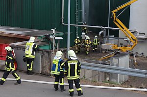 Feuerwehr&uuml;bung an der Biomethananlage in Bielen