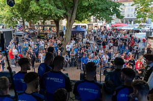 Impressionen vom Freitagabend auf dem Altstadtfest
