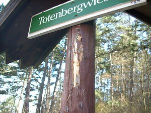 Wegweiser Totenbergwiese