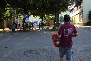 KILA B&uuml;cherrettungsflohmarkt auf dem Blasii-Kirchplatz