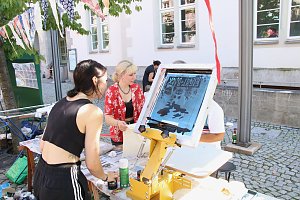 Stra&szlig;enfest auf dem Rathausplatz