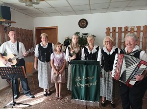 Bebraer Singv&ouml;gel im WB4