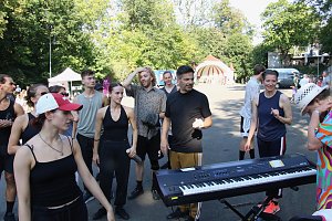 Theaterfest auf dem Gehegeplatz in Nordhausen