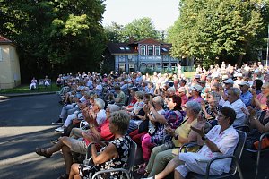 Theaterfest auf dem Gehegeplatz in Nordhausen