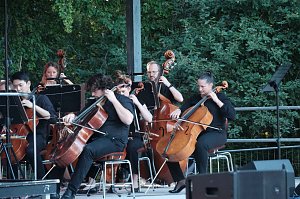 Peter Blei unterwegs auf dem Theaterfest