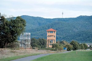 Peter Blei am neuen Aussichtsturm bei Kelbra
