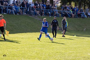 Lokalderby am Fu&szlig;e der Bleicher&ouml;der Berge