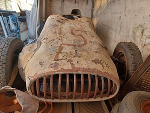 Vorbereitung f&uuml;r die Restaurierung - der Formel 2 Rennwagen Kurt Baums