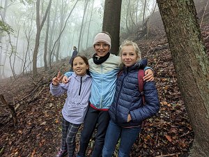 Der Frauenberg-Trai (Sondershausen) ist ein Familienerlebniswanderweg mit sieben verschiedene Erlebnisstationen