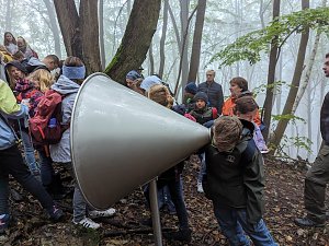 Der Frauenberg-Trai (Sondershausen) ist ein Familienerlebniswanderweg mit sieben verschiedene Erlebnisstationen