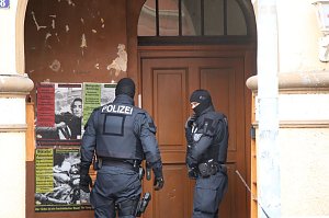Polizeieinsatz in der Hesser&ouml;der Stra&szlig;e in Nordhausen