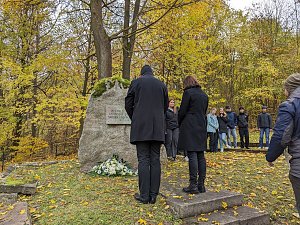 Gedenken an die Pogromnacht 1938 auf dem J&uuml;dischen Friedhof in Sondershausen